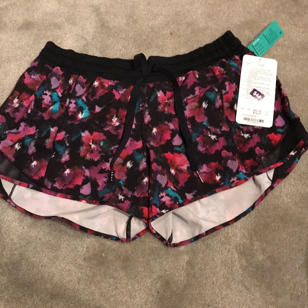 Nwt lululemon hotty hot long shorts